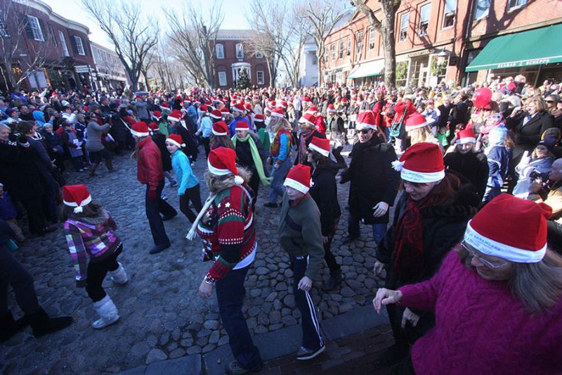 Best Christmas Package in Cape Cod, MA Bayside Resort Hotel